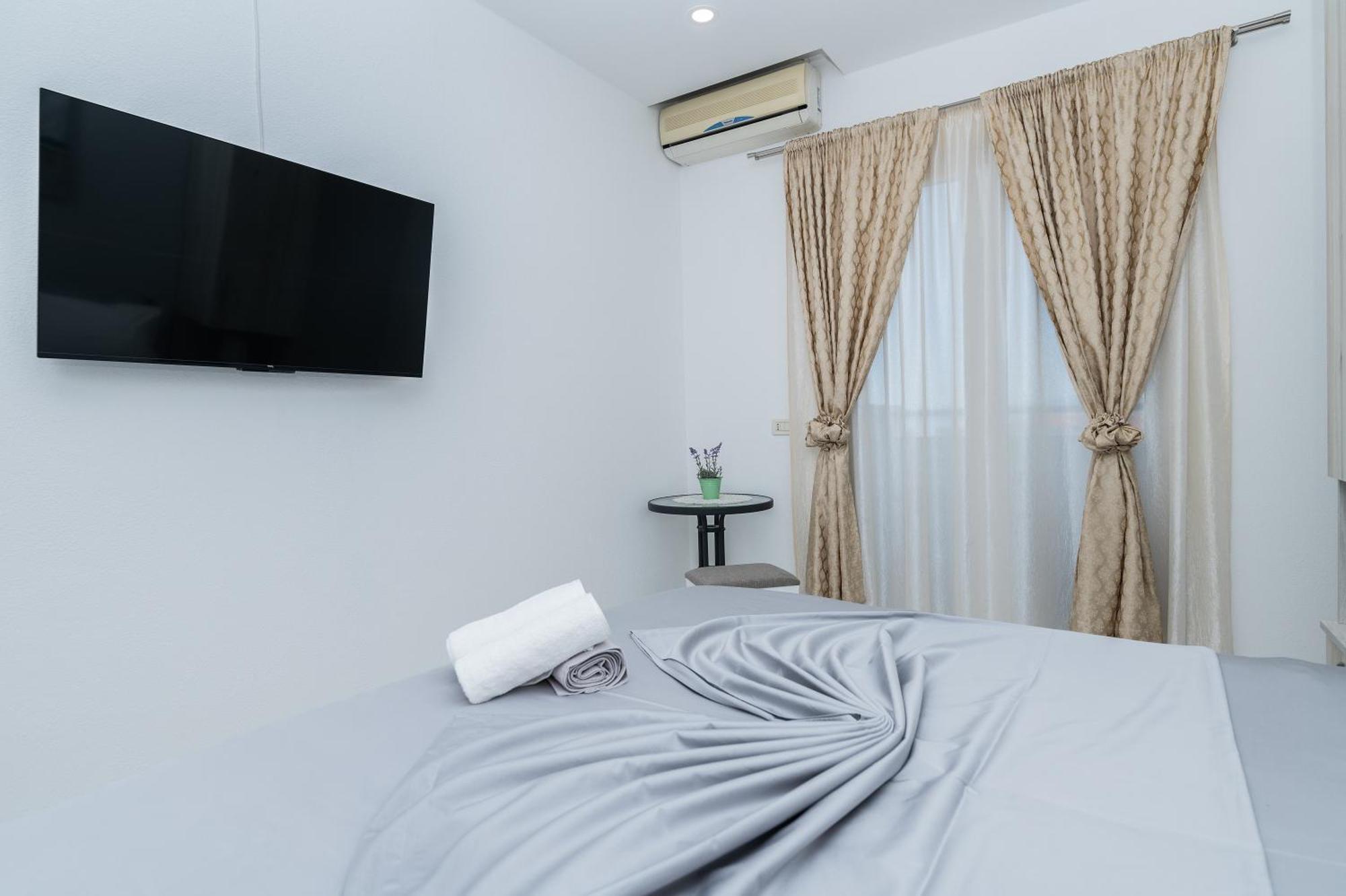 Apartmants Sestic ทูแชพี ภายนอก รูปภาพ