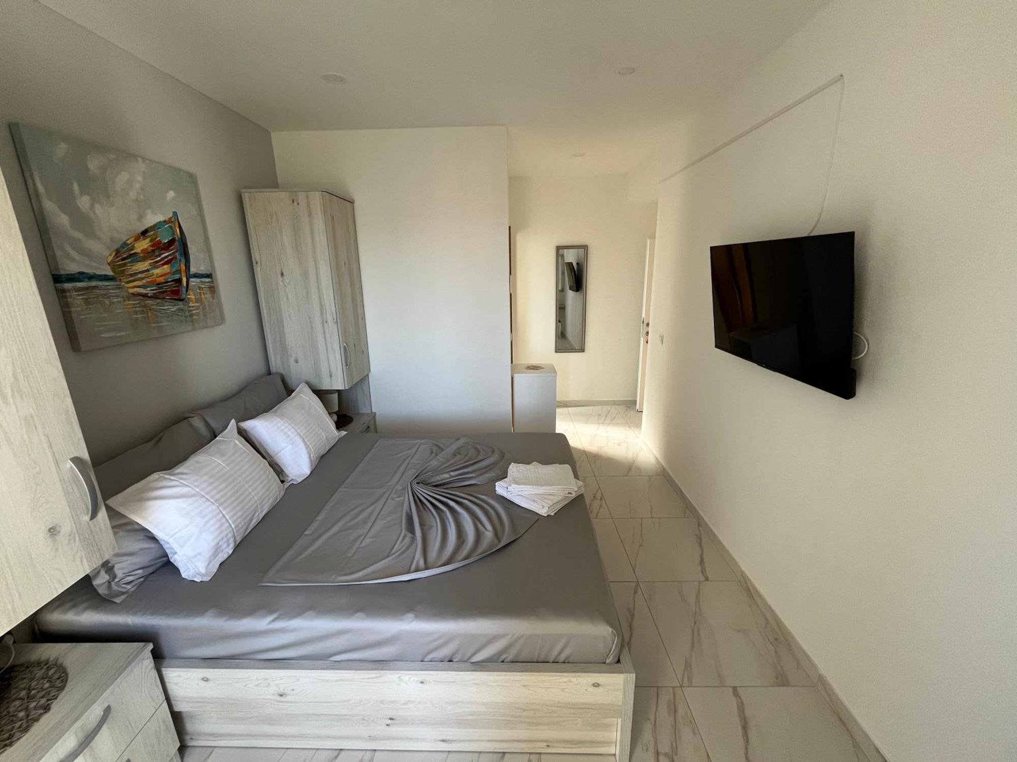 Apartmants Sestic ทูแชพี ภายนอก รูปภาพ