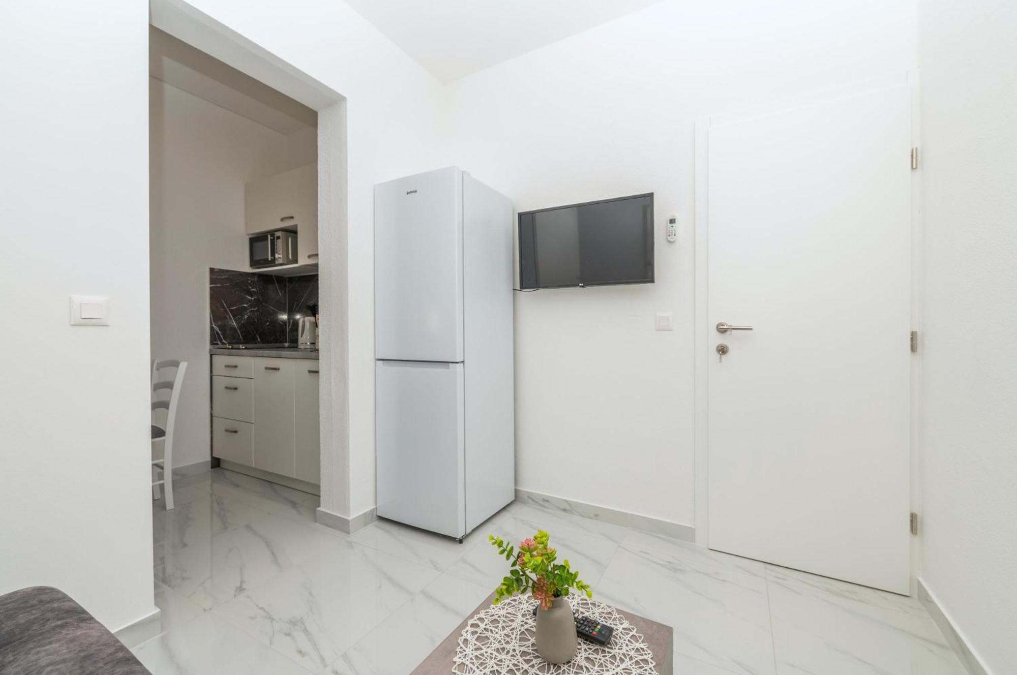 Apartmants Sestic ทูแชพี ภายนอก รูปภาพ